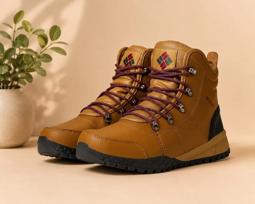 NWT Columbia Men's Fairbanks Rover II Hiking Boots Elk/Red Jasper Size 7